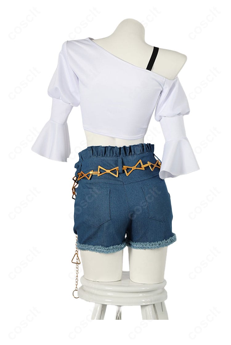 トーセンジョーダン 私服Ver.コスプレ衣装の背面デザイン。トップスとショートパンツの後ろ姿を確認できる画像