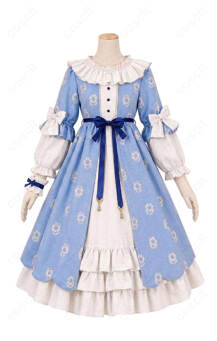 ルシアナ・ルトルバーグをイメージしたメイド風コスプレ衣装の正面全体。落ち着いた色味とスカートのシルエットを確認できる画像