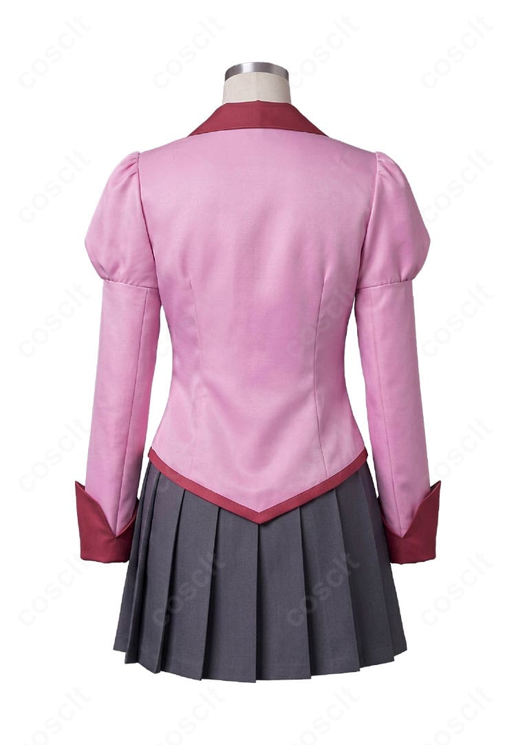 私立直江津高校女子制服コスプレ衣装の背面シルエット