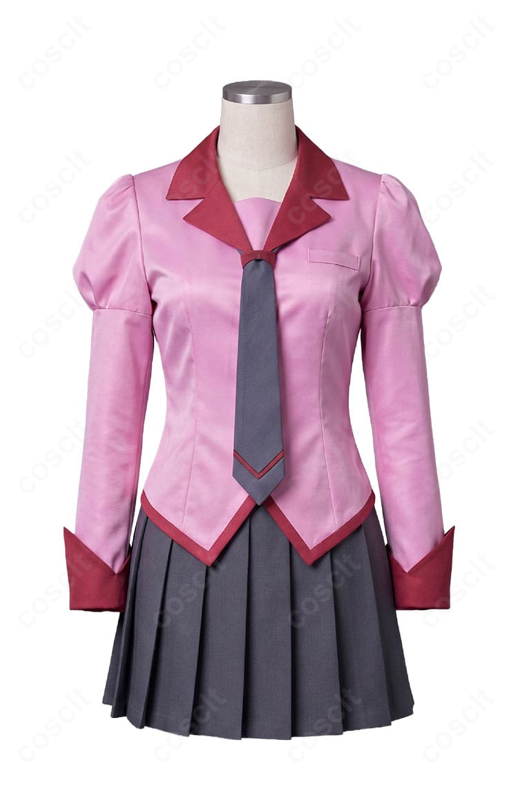 戦場ヶ原ひたぎコスプレ衣装の正面デザインとプリーツスカート、胸元装飾
