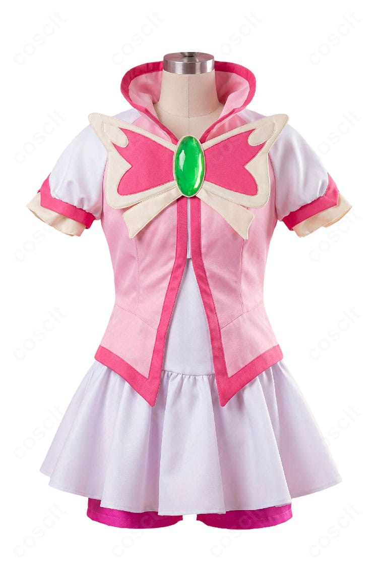 キュアドリーム変身後コスプレ衣装のワンピースとジャケットを確認できる正面図