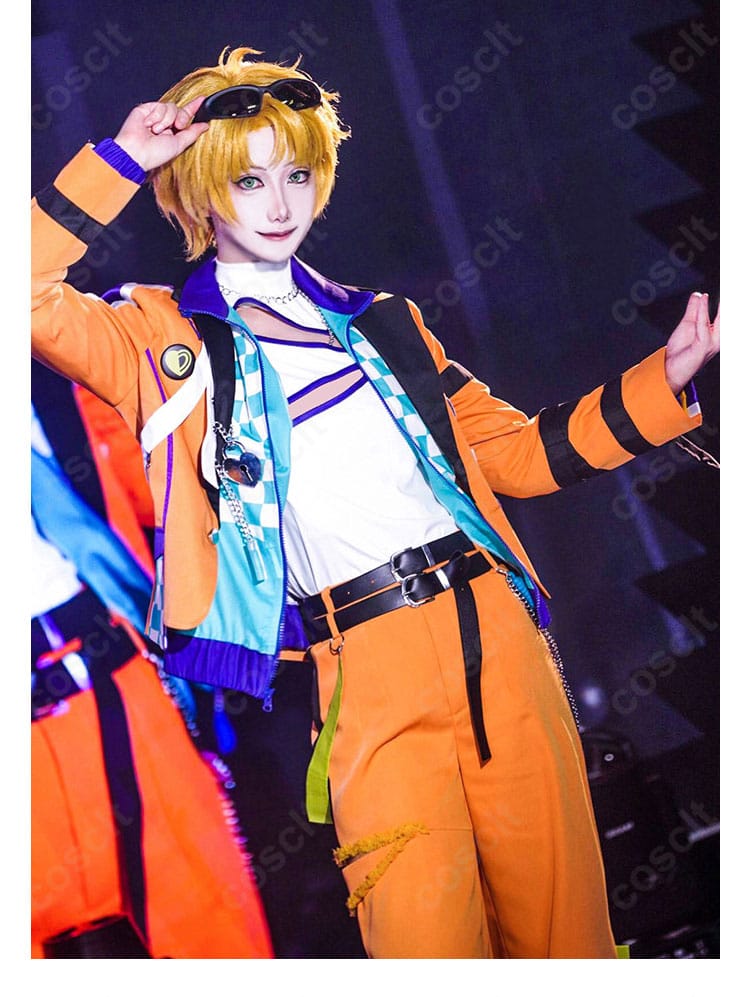 遊木 真コスプレ衣装の正面着用イメージと重ね着トップスの配色