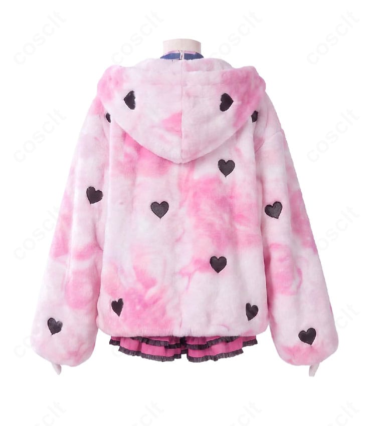 綺々羅々ヴィヴィ Harajuku original衣装の背面シルエットとファー風ジャケット