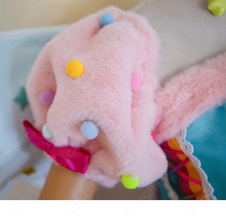 花園きららコスプレ衣装の肩まわりに施されたフリル装飾