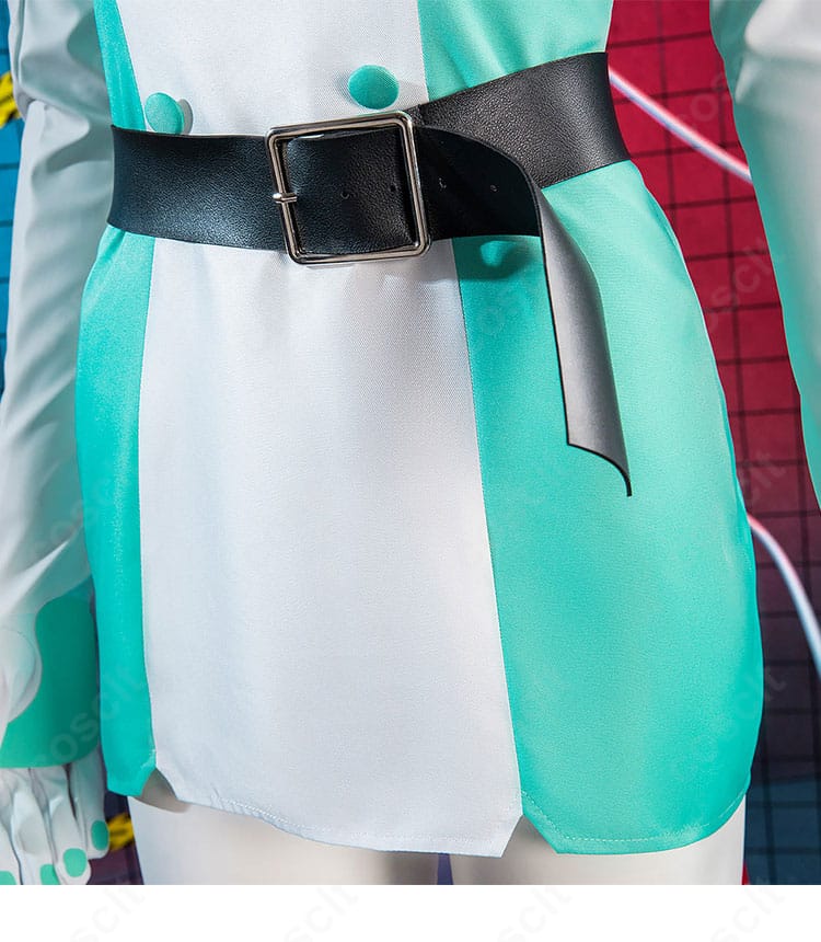 結城カナンコスプレ衣装のウエストベルトと装飾ディテール