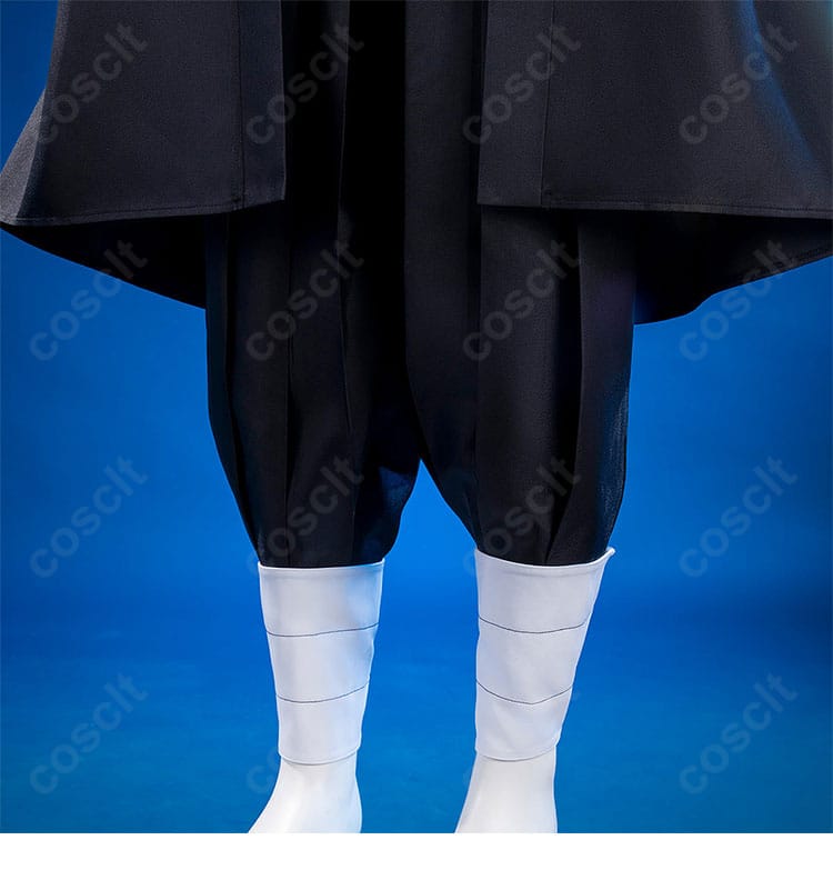 曽我明無良コスプレ衣装のパンツ裾とレッグカバーの細部