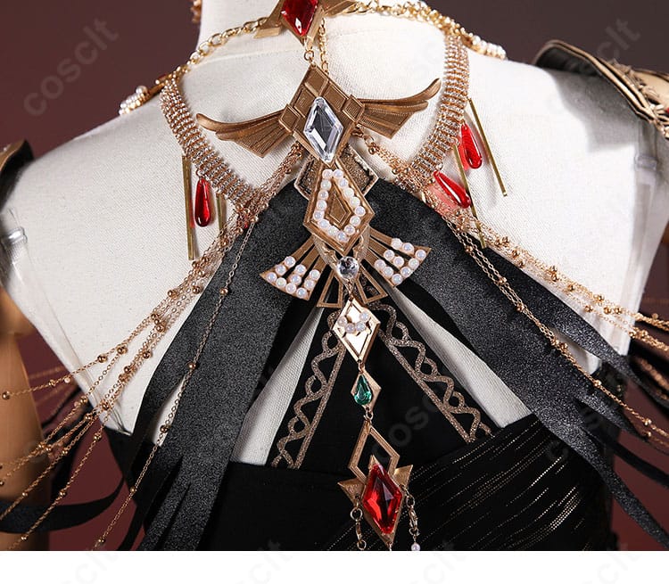 恋と深空 主人公「不朽の征伐」衣装の背面肩まわり装飾ディテール