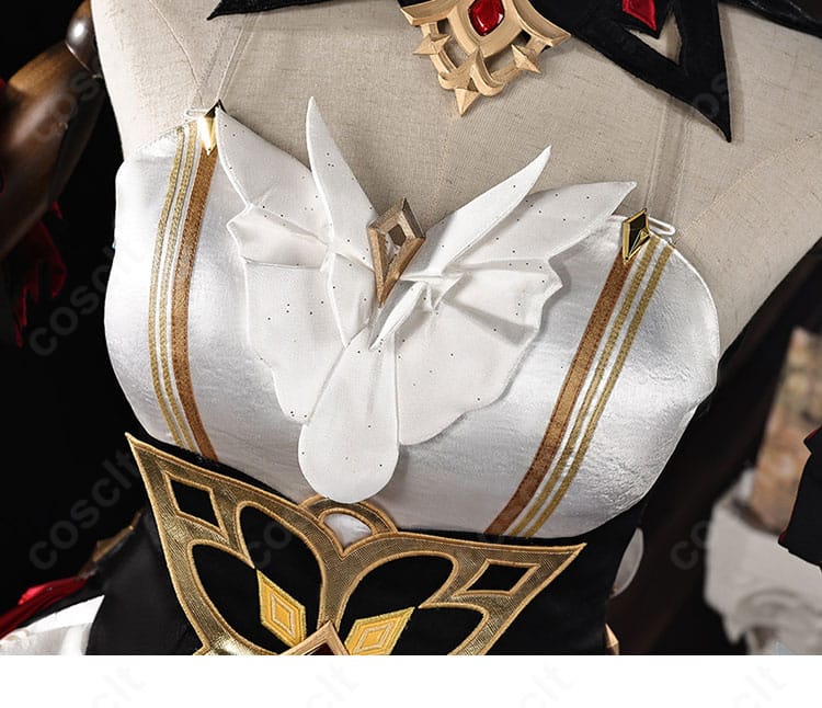 原神 サンドローネ コスプレ衣装の胸元拡大。白い立体的な花弁状装飾と金色の縦ライン、黒い胴部分の幾何学模様