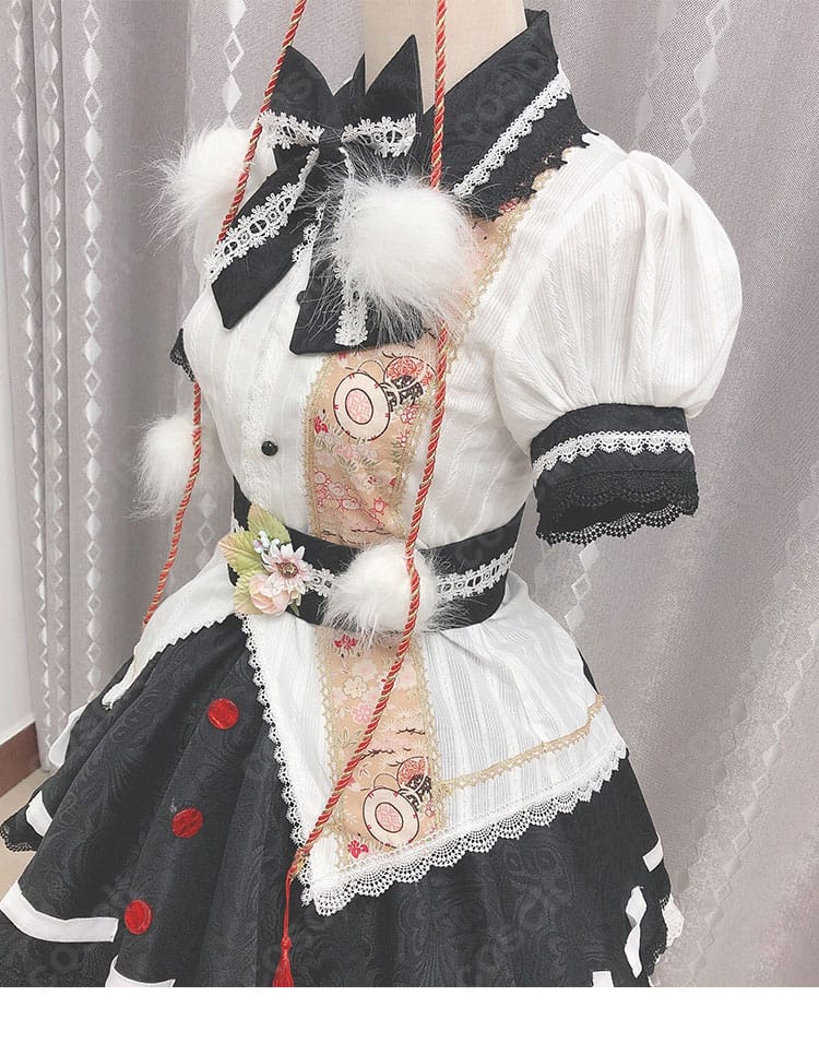 東方ダンマクカグラ 射命丸 文 コスプレ衣装の前身頃装飾ディテール