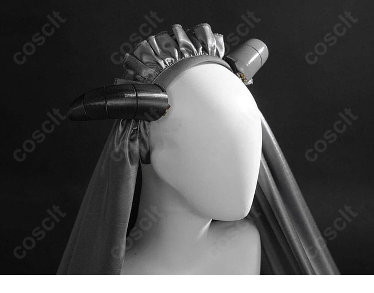 ファム・スール コスプレ用の悪魔の角を正面から紹介する画像