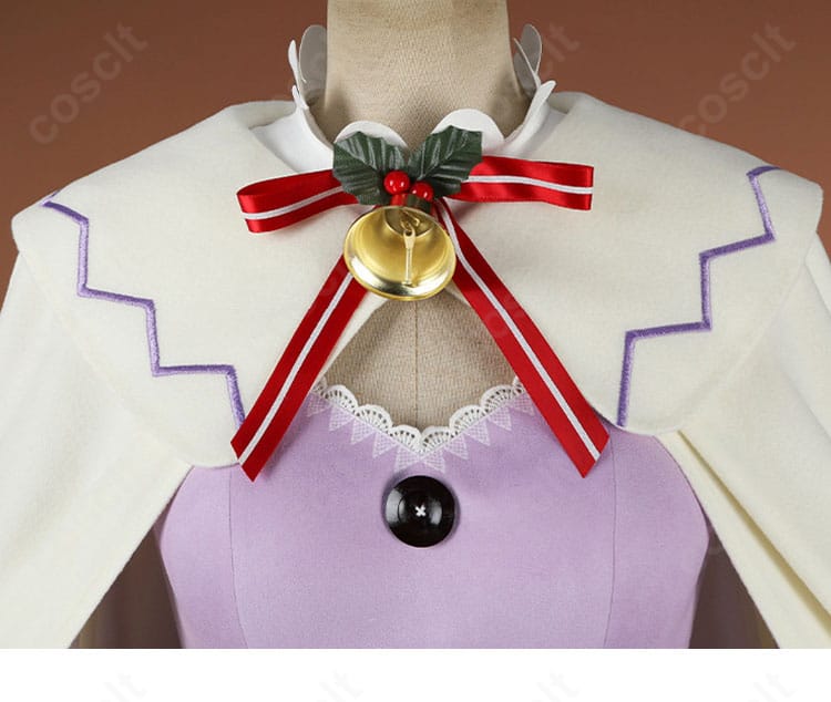 エミリアのクリスマスコスver.衣装、首元の装飾部分を撮影したクローズアップ