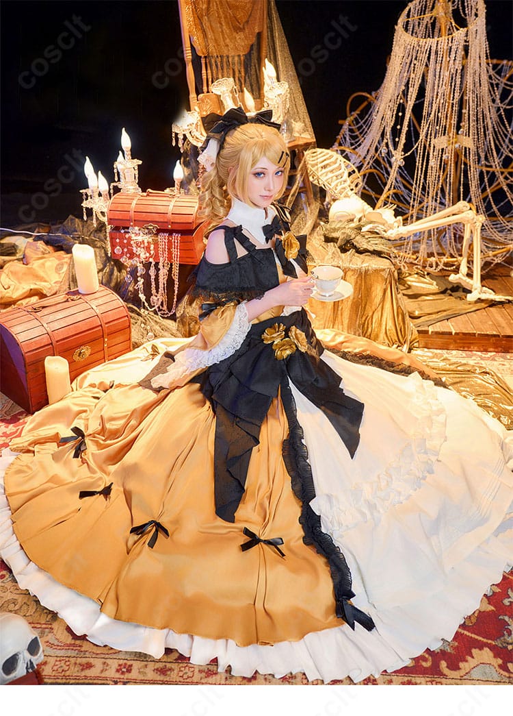 悪ノ娘 鏡音リンのゴールドドレスを着用したコスプレモデルの全身画像