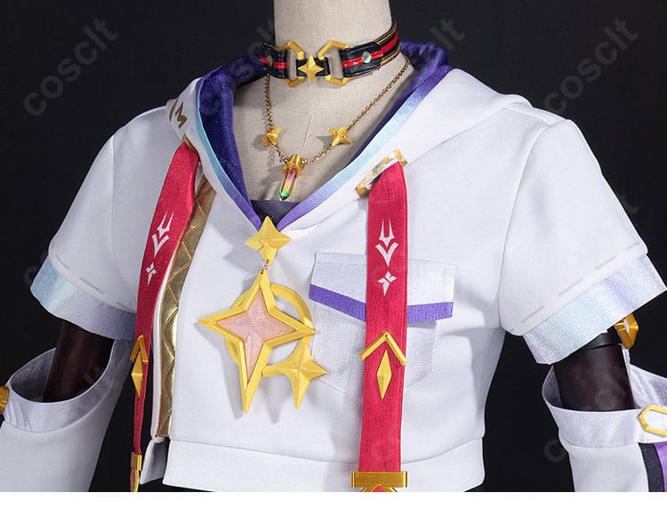 女主人公コスプレ衣装の首元の詳細画像。チョーカーやネックレスなどのアクセサリー