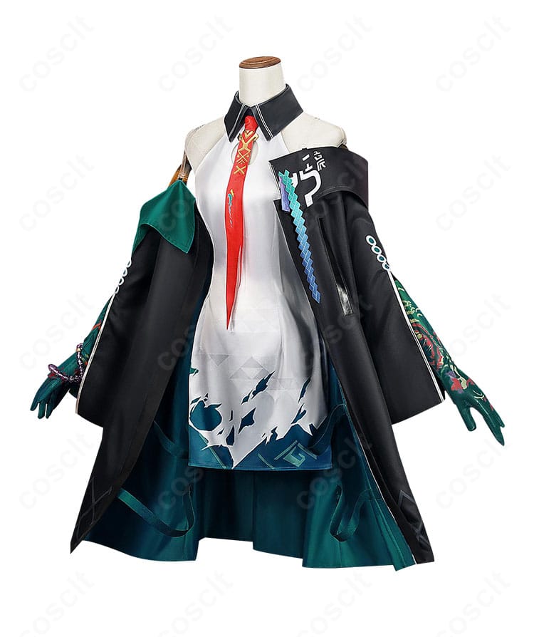 アークナイツ 夕（シー）コスプレ衣装の右側面。レイヤー構成とネクタイ位置、ウエストラインの美しい落ち感を確認。