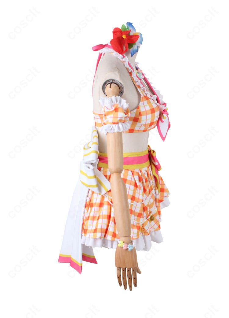 ウマ娘 スペシャルウィーク 水着衣装の右側ディテール。動きやすい設計と安定したフィット感を確認できるクローズアップ