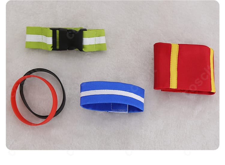 ウイニングチケット 勝負服 コスプレ一式のセット内容一覧。上着・ボトム・アクセが揃う