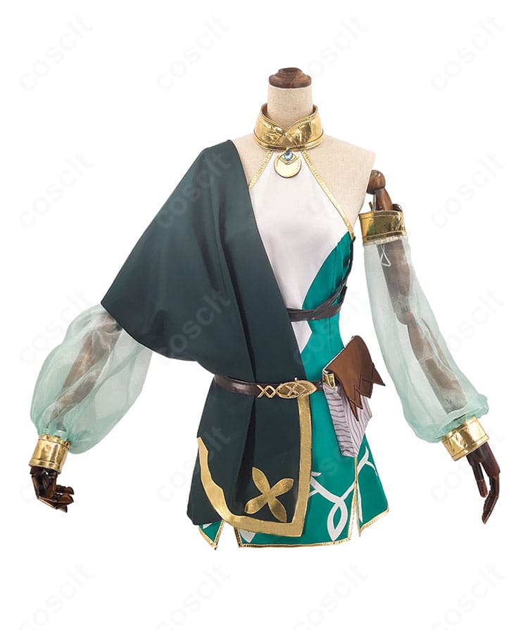 プリコネR コッコロ 通常ver. コスプレ衣装の正面全身。ハリ感あるシルエットと清楚な配色、ワンピースとマントのバランスを確認