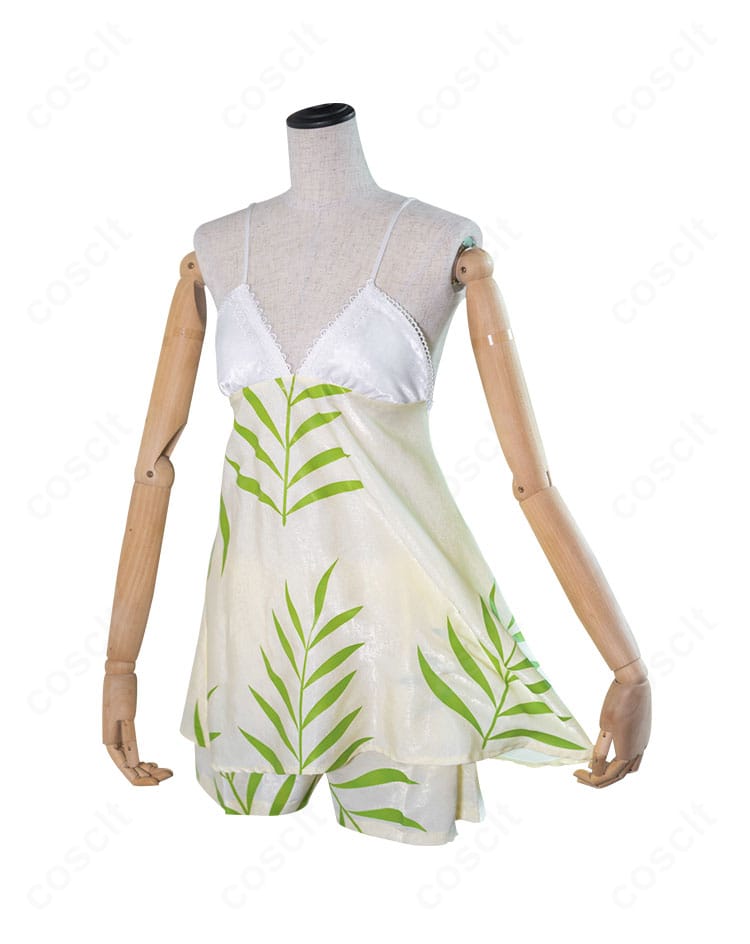 喜多川海夢 キャミソールワンピ コスプレ衣装の正面全身。落ち着いた色味と美シルエットで写真映えする仕上がり