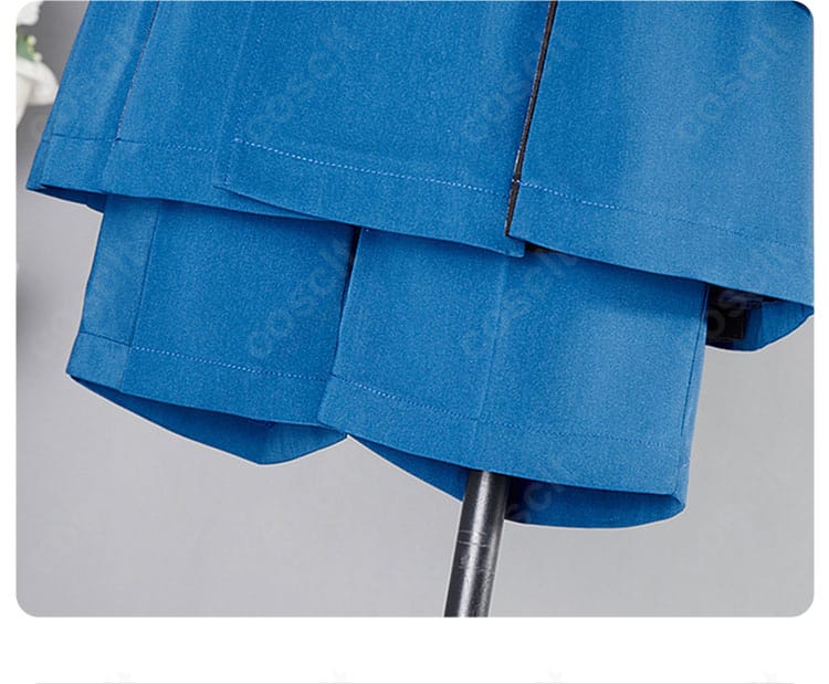 黒執事 シエル衣装の裾とショートパンツ展示。動きやすさとコートの落ち感を確認できる写真