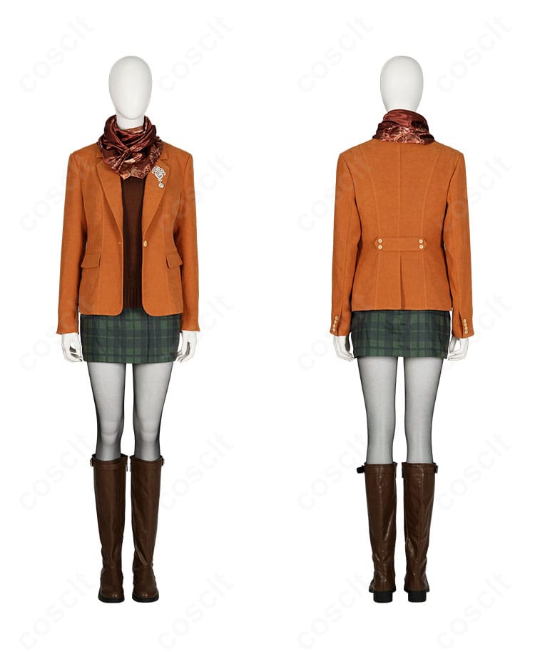 アシュリー・グラハム衣装のフロント＆バック全身。肩ヨークとバックベルト付きコートで360度の美シルエットが分かるカット