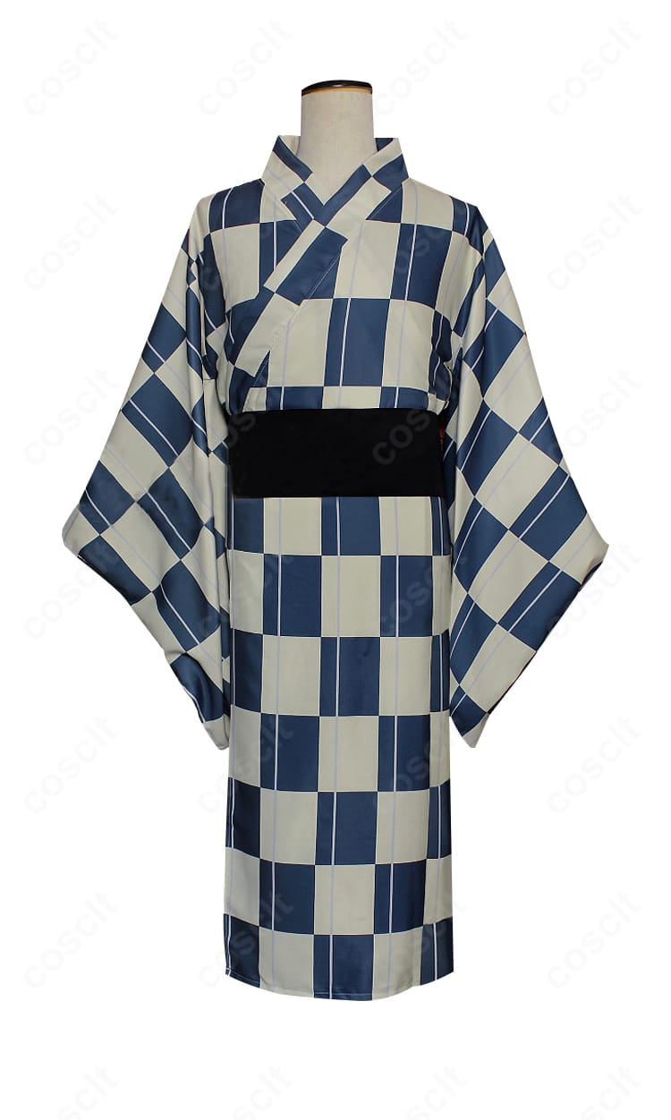 ハイキュー!! 影山飛雄 夏祭り浴衣コスプレ 正面全身。薄手で通気性の良い生地とハリのある質感がわかるショット。S〜XLとオーダーメイド対応の烏野高校モデル。