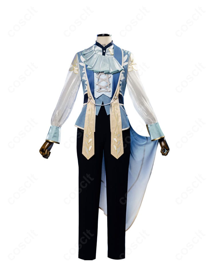 乱凪砂 シークレットスカイ コスプレ衣装の正面全体写真。コートのシルエットと前立て装飾がわかる構図。