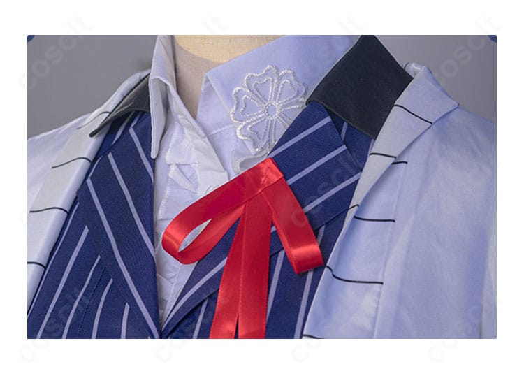 時空の絵旅人 コスプレ衣装の衿元装飾アップ。刺繍とリボンの質感、縫製の丁寧さが伝わる接写。