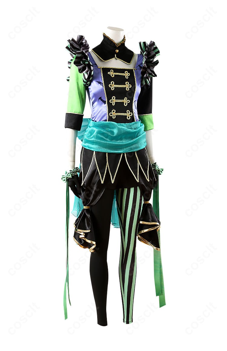 横から見たリリア・ヴァンルージュのプレイフル・ドレス。肩から腰のライン、帽子と袖口装飾の立体感など高再現ディテールを強調。