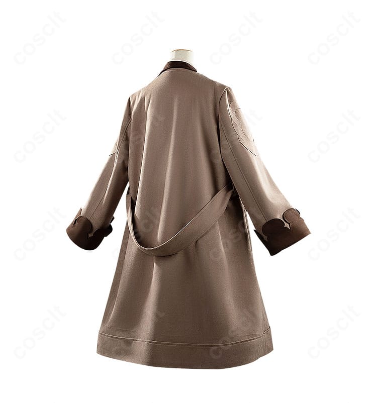 エナー・アールウェット コスプレ衣装の背面全体画像。リアルなバックスタイルを確認できます。