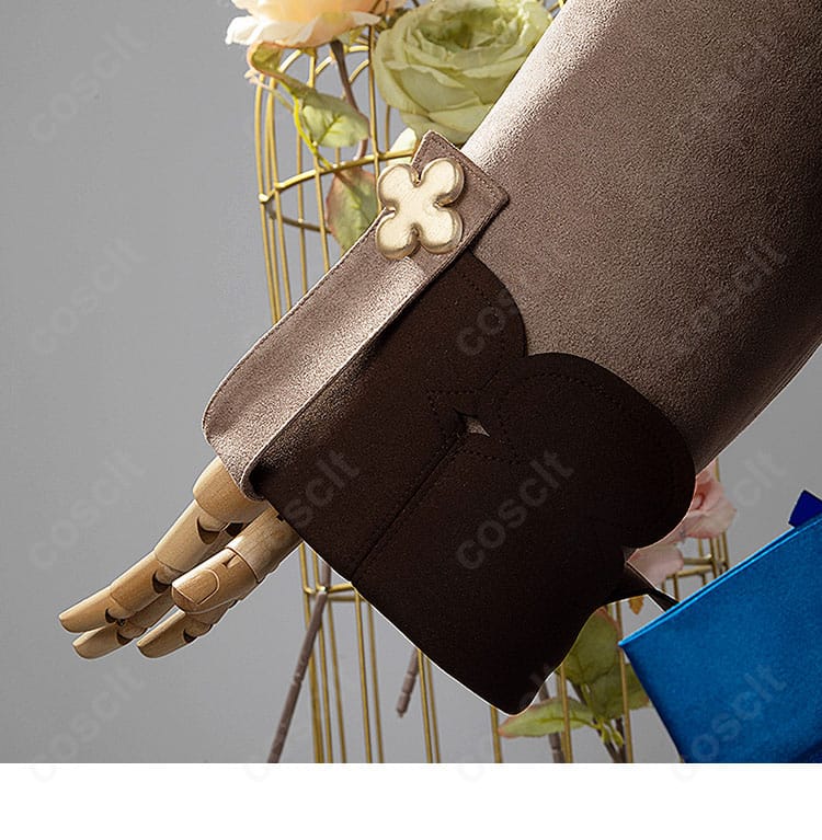 コスプレ衣装の袖口部分の装飾細部画像。ディテールが美しく再現されています。