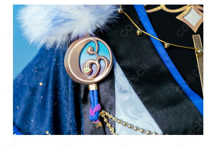 あんスタ 月隠れの宴衣装 肩部分の装飾ディテール。毛玉パーツと金具の取り付けを忠実に表現。