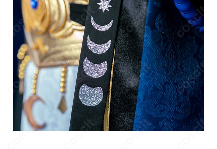 月隠れの宴衣装の垂れ布ディテール。布の風合いと動きの表情が分かる写真。