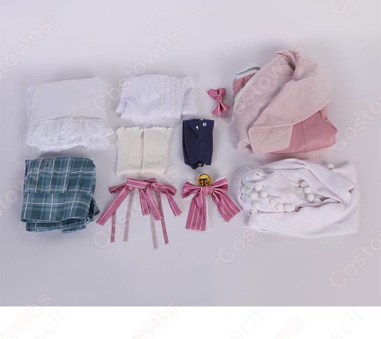 ミリー・パフェ冬服コス一式のセット内容。スカート、インナー、髪飾り、マフラーなどが揃う