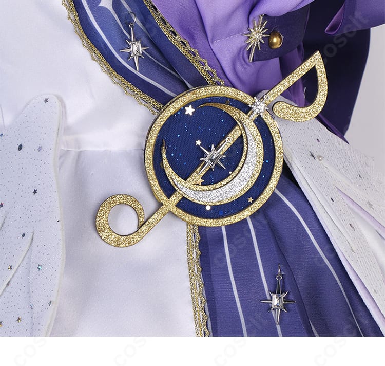 ロビン衣装の腰部音符装飾の詳細。音楽モチーフがアクセントとなり、シルエットに華やかさとキャラクター性をプラス。