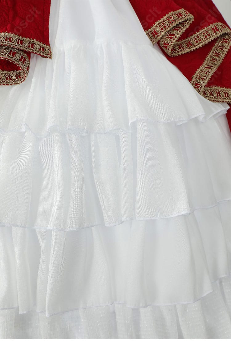 真紅 衣装のスカート正面。パニエ込みのフレアでエレガントなAラインシルエット。