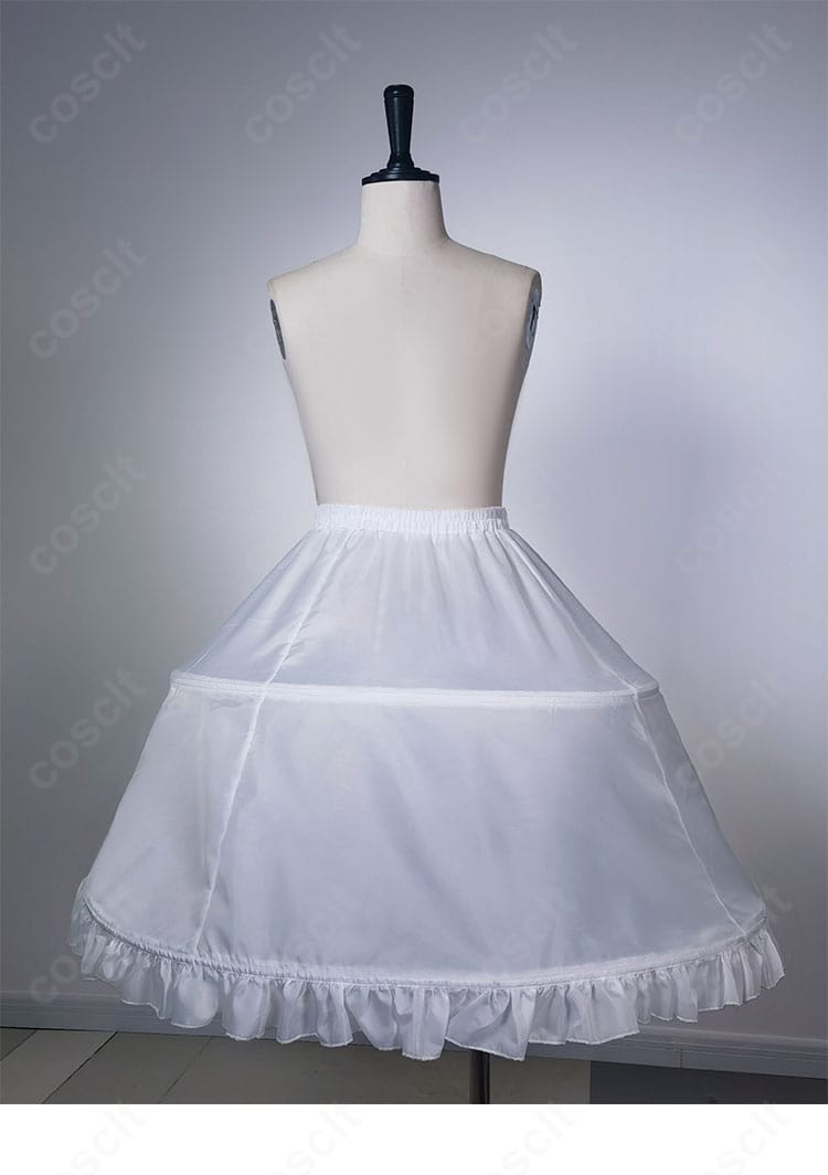 真紅 衣装の白色インナースカート。快適さとボリューム形成を支える基本パーツ。