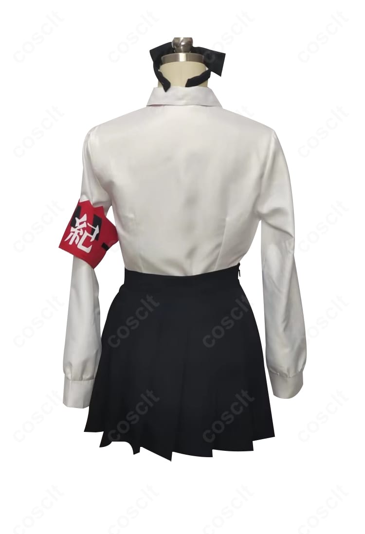 ゲヘナ学園制服 火宮チナツ コスプレ衣装・背面。背中のライン取りとスカートの広がり、後ろ姿の再現度を示す画像。