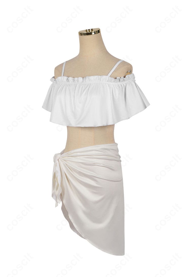 星野アイ 水着コスプレの左側面。ウエストラインと肩紐の角度がわかる再現重視のショット。