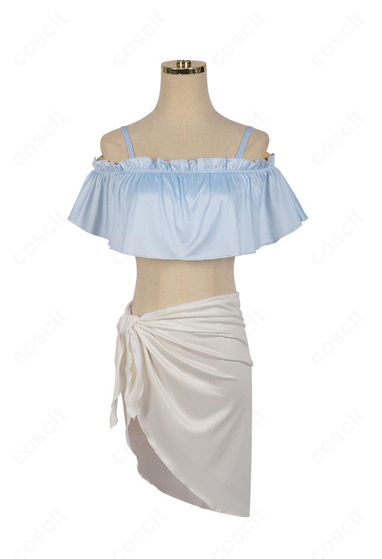 星野アイの青いビスチェ風トップス正面。爽やかなブルーで夏のビジュアルに最適。