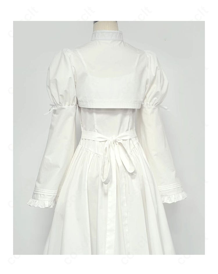 春日野穹 エンディング衣装のスカート背面の詳細。落ち感とシルエットが強調されたデザインの確認カット