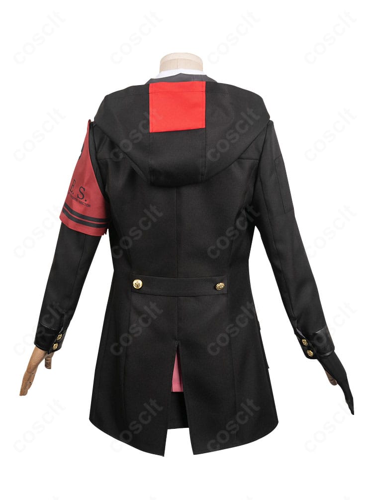 『ペルソナ3 リロード』岳羽ゆかり 戦闘服コスプレ 背面画像。背面の裁ち合わせとヘムライン、腰位置のシルエットを忠実に再現。