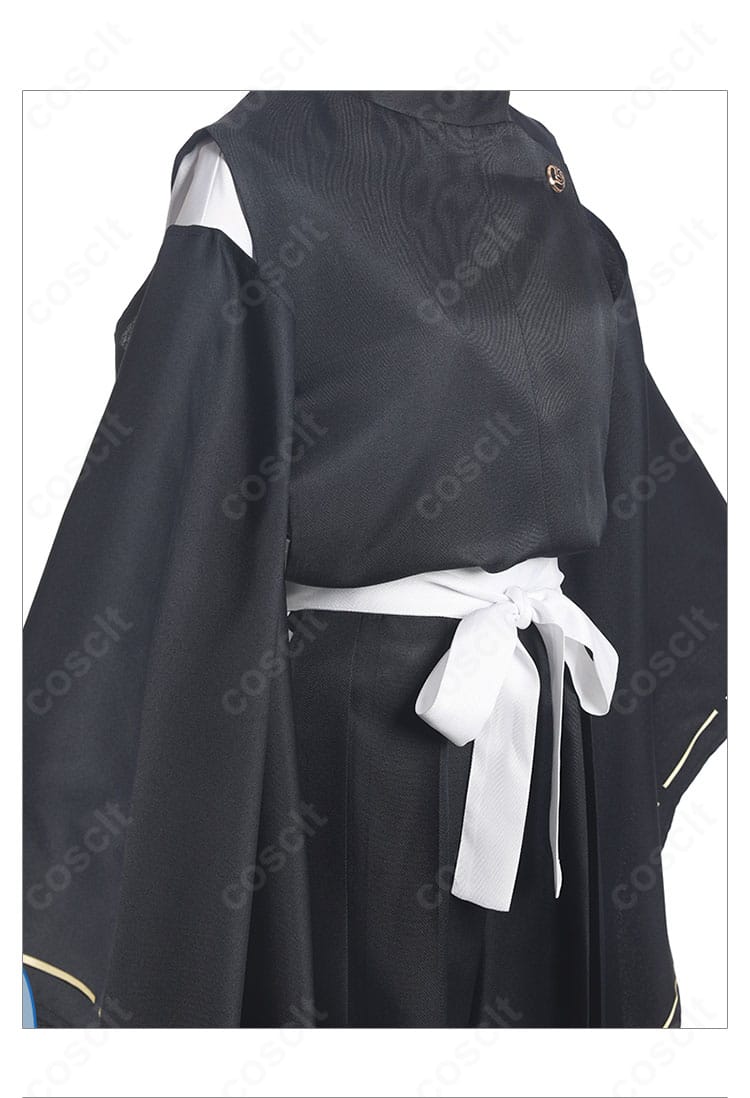 加茂憲紀 コスプレ衣装 正面の細部。襟元の高さと刺繍調ディテールを強調。