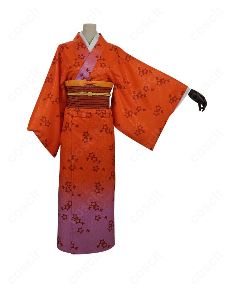 産屋敷あまね 衣装の前面アップ。前身頃の花柄刺繍と装飾の質感が際立つディテール写真。