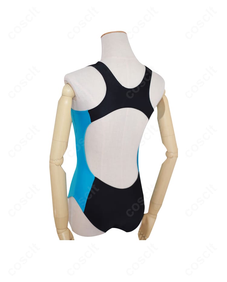 ブルーアーカイブ 砂狼シロコ 水着サマーVer.の背面。背中のラインと留め具配置を再現し、スポーティでセクシーな後ろ姿を強調。