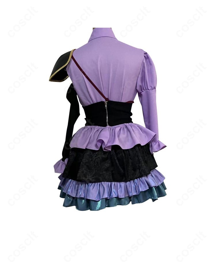 小鳥遊六花 学園祭コスプレ衣装 背面／整った後ろ姿とすっきりした開閉仕様