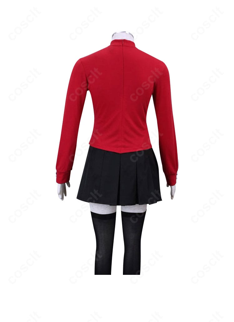 Fate/stay night 遠坂凛 通常衣装コスプレの背面全体。背中の縫製ラインと滑らかな落ち感を確認できるカット。