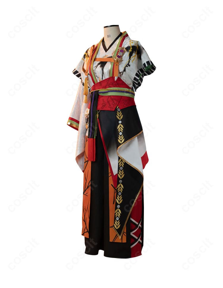 天地鳴動 衣装の側面ディテール。滑らかなライン取りと縫製の整いを確認できる。