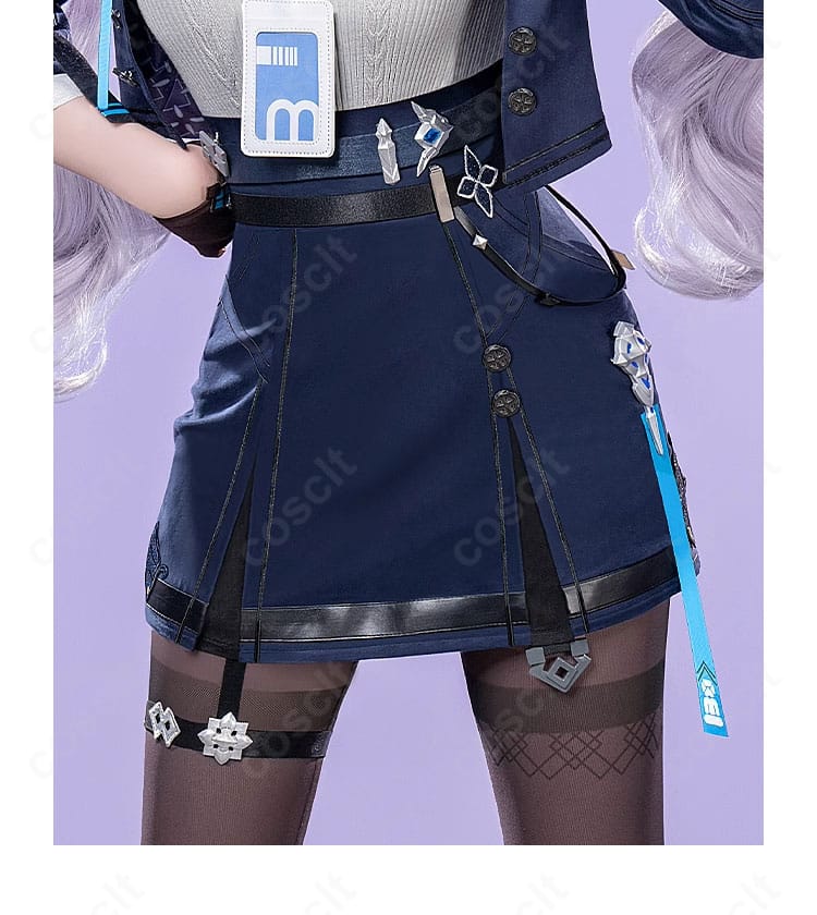 スカート裾とタイツのデザイン詳細。下部装飾と配色切替を明瞭に表示。