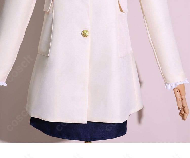 ヨル・フォージャー衣装の裾まわりディテール。フィット感と美しいライン、ステッチの整いを示す写真