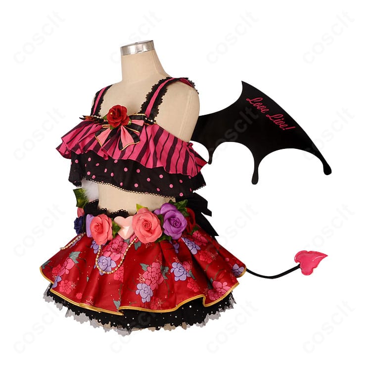 ラブライブ！スクフェス 星空凛 小悪魔編「凛のお願い！」覚醒後コスプレ衣装の側面。フリルと装飾の立体感やラインを確認できる角度